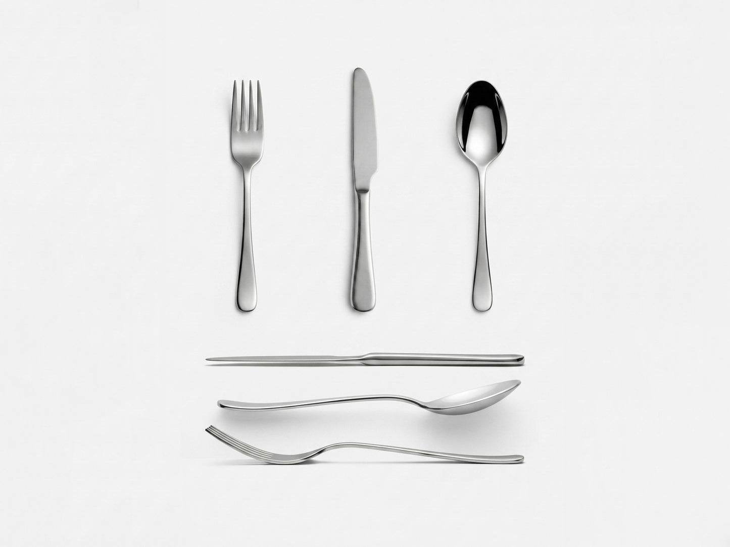 Plates and cutlery set